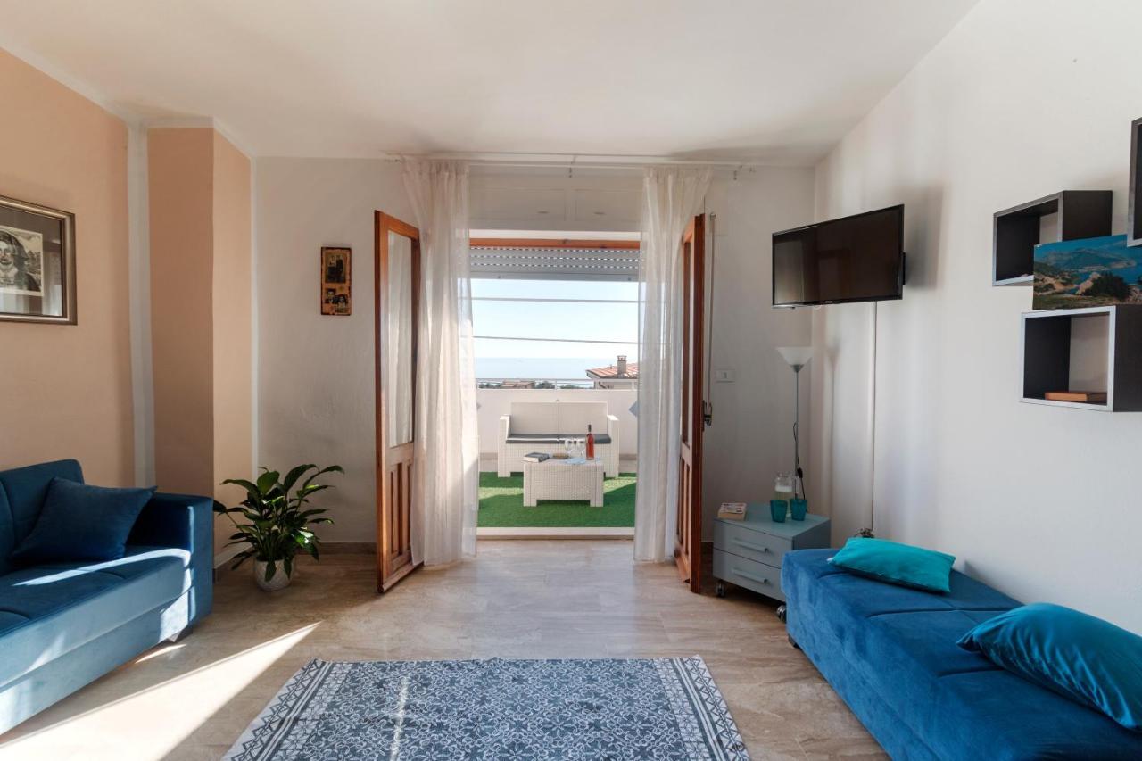 White Rose Suite Apartment Кала-Гононе Екстер'єр фото