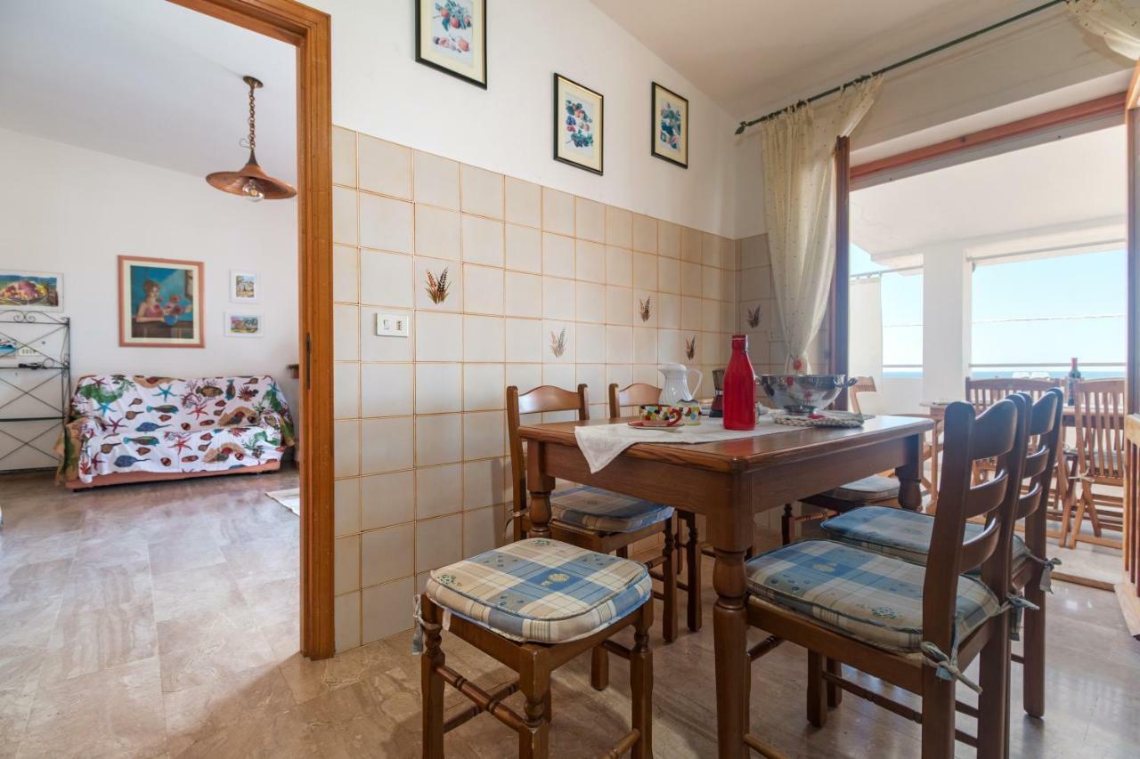 White Rose Suite Apartment Кала-Гононе Екстер'єр фото