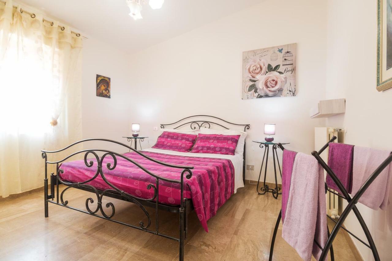 White Rose Suite Apartment Кала-Гононе Екстер'єр фото
